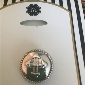 Magnolia and Vine 18mm snap S0026